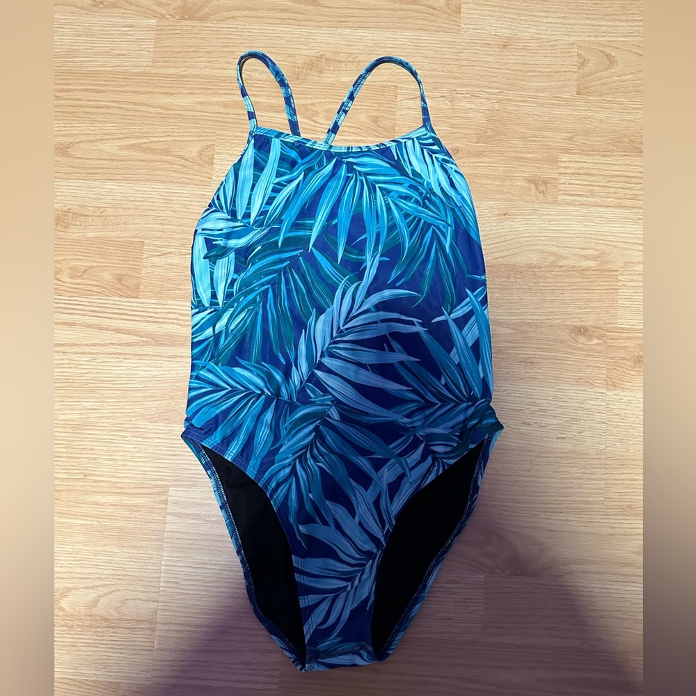 jolyn one piece size 30
